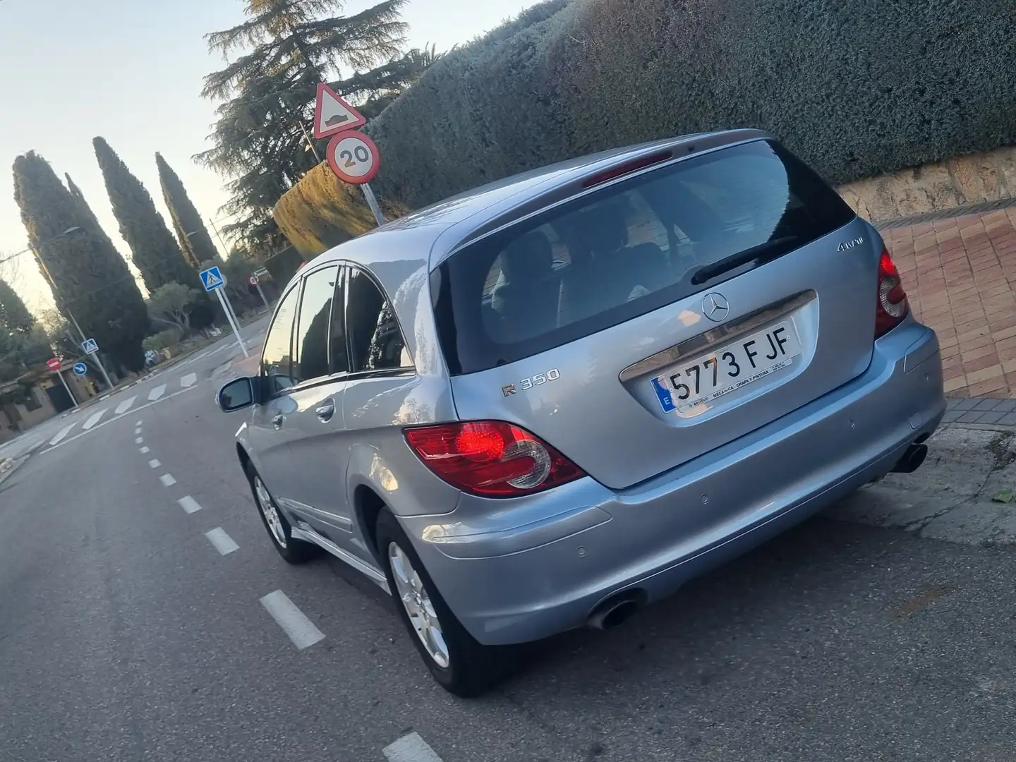Mercedes-Benz R 350 R 350 4M Largo Aut. Azul - 2