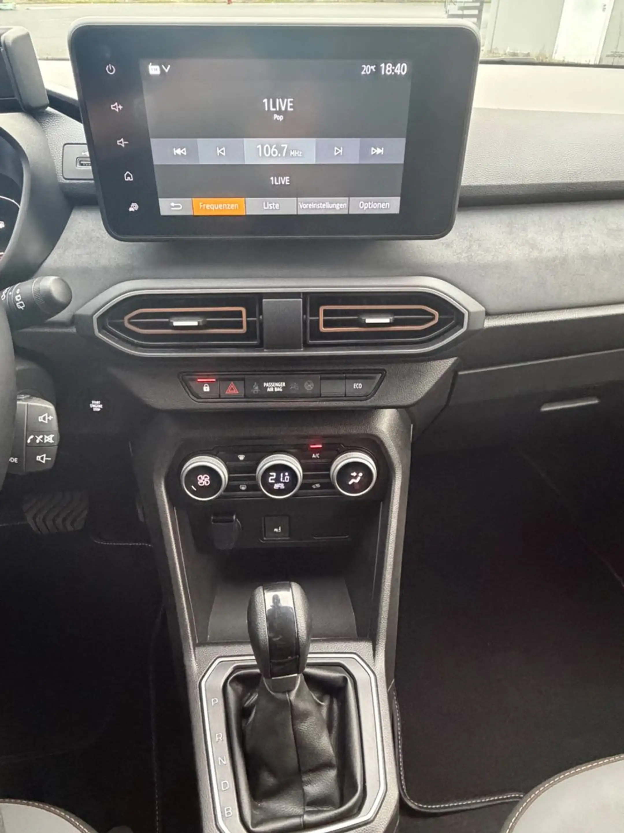 Dacia Jogger Hybrid 140 M-M-Auto Extreme 7-Sitzer — photo 13