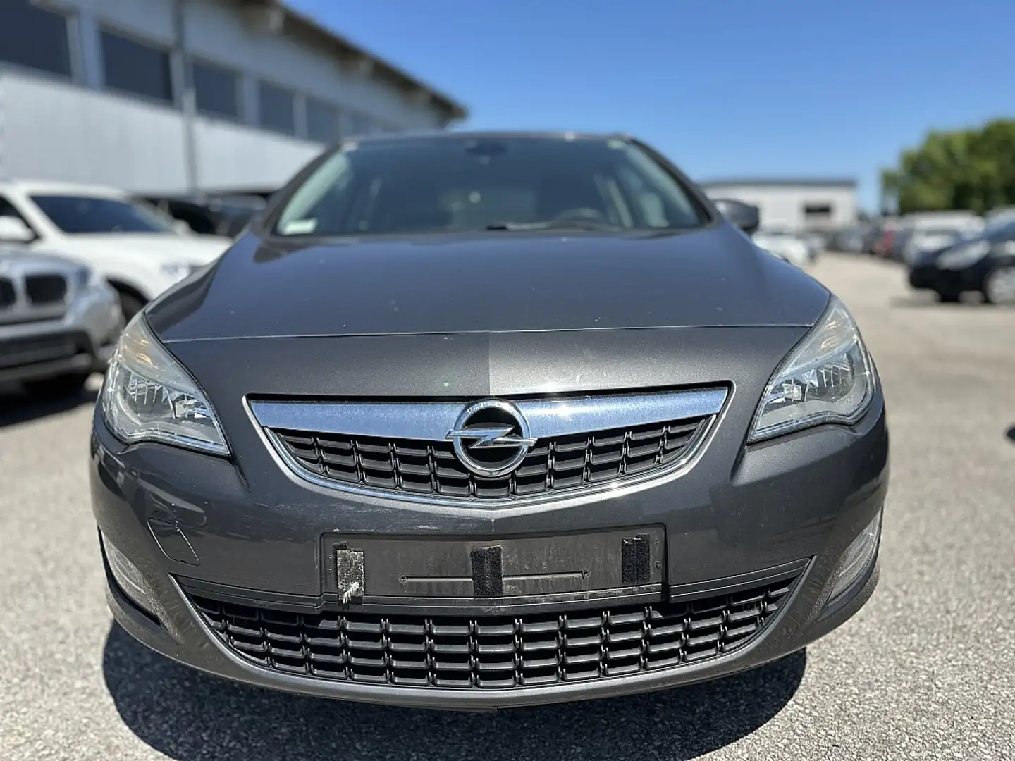 Opel Astra 1,4 Turbo Ecotec Sport Grau - 2