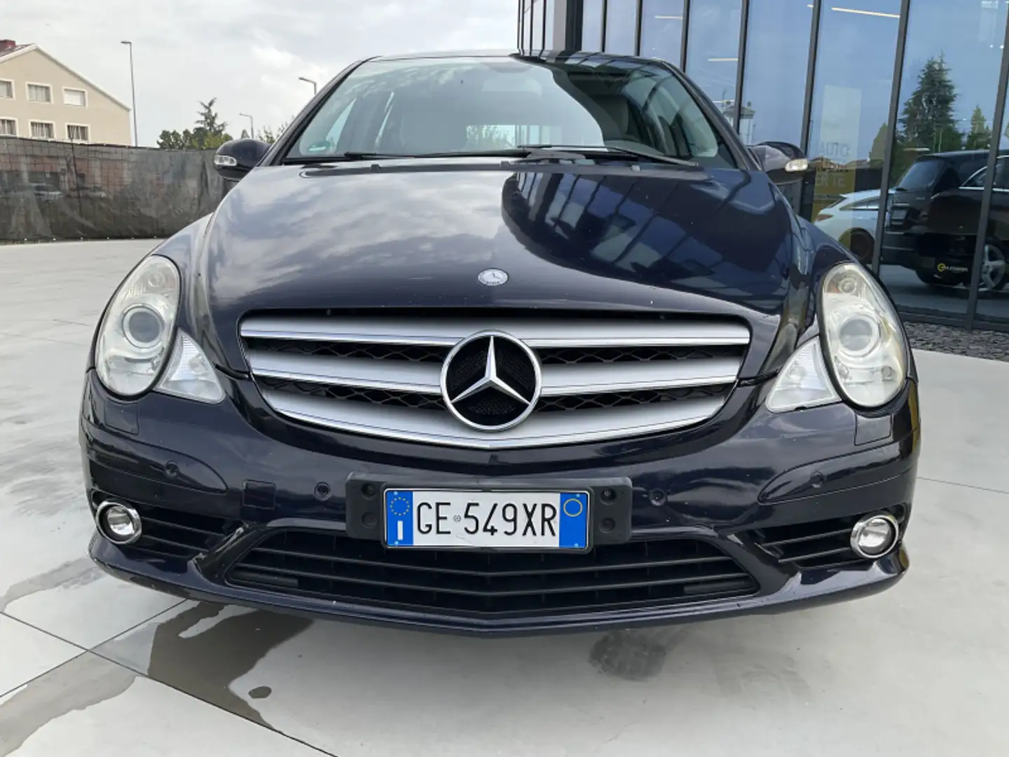 Mercedes-Benz R 280 cat Noir - 2