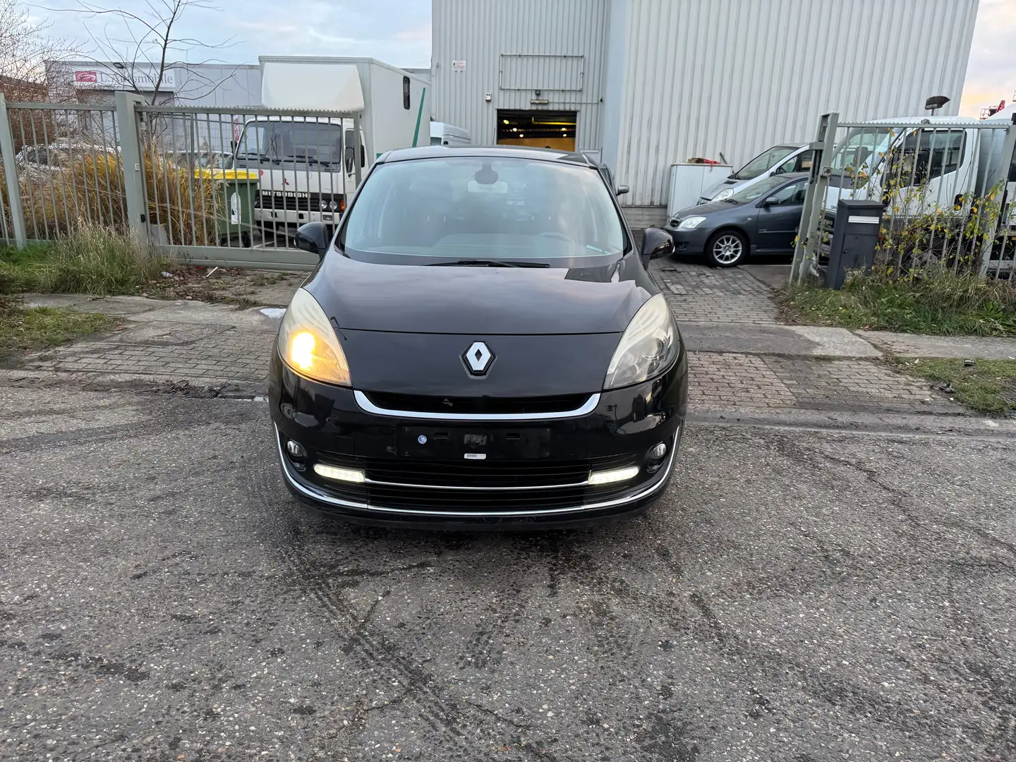 Renault Grand Scenic Grand Scénic 1.5 dCi Energy Authentique 7pl Noir - 2