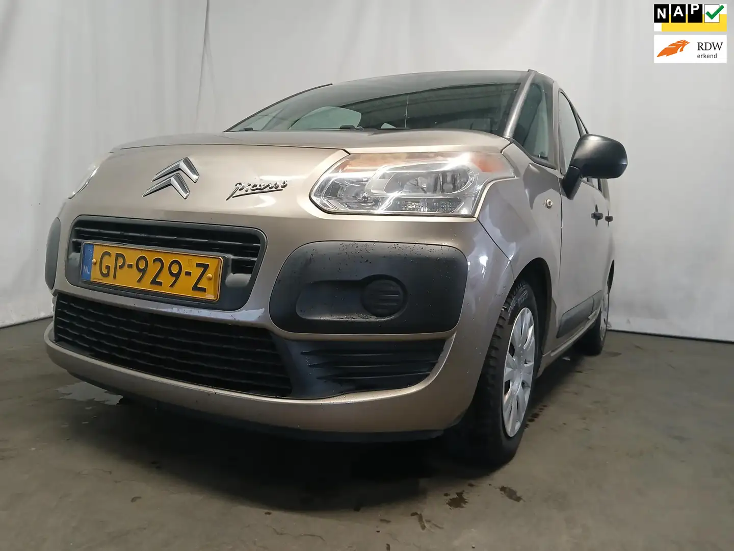 Citroen C3 Picasso 1.4 VTi Seduction - Airco - Loopt op 3 Cilinders Bruin - 1