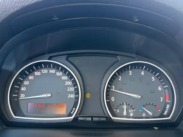 BMW X3 view 15
