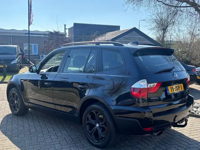 BMW X3 view 7