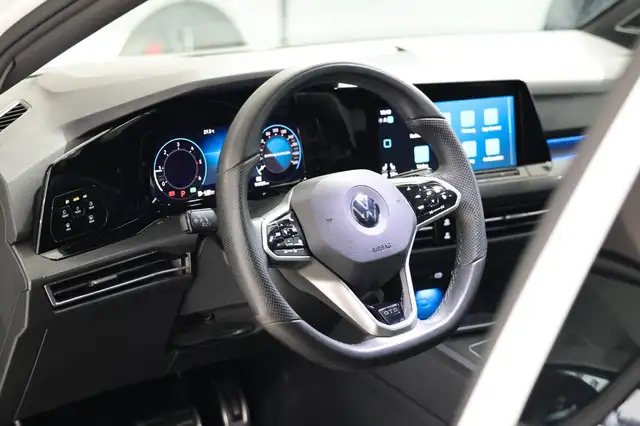 Volkswagen Golf view 10