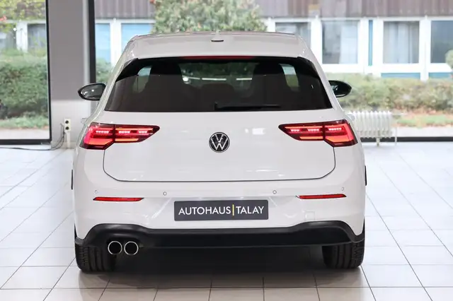 Volkswagen Golf view 4