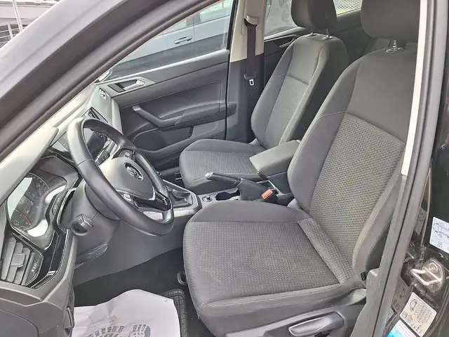 Volkswagen Polo view 14