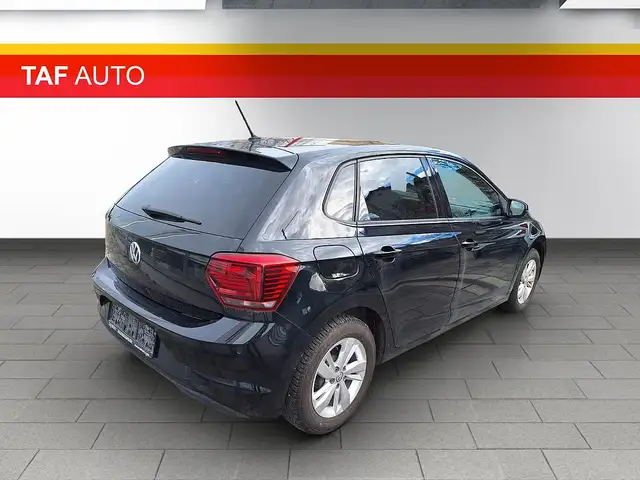 Volkswagen Polo view 8