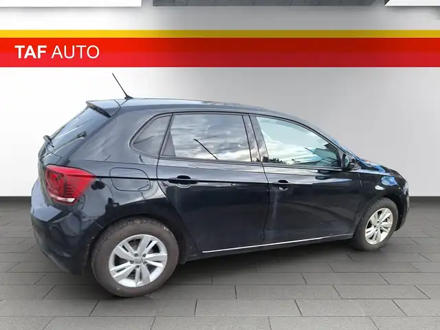 Volkswagen Polo view 5