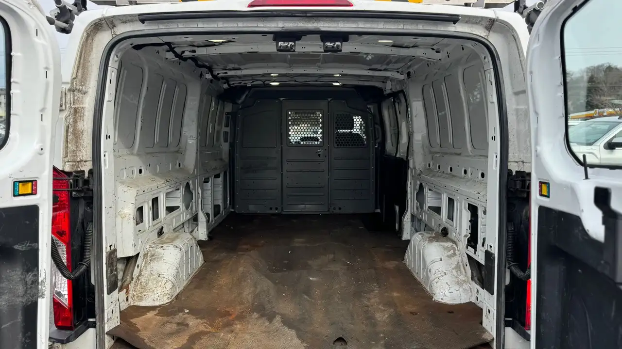 Ford Transit снимка Ford Transit