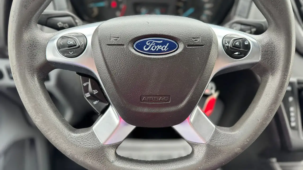 Ford Transit снимка Ford Transit