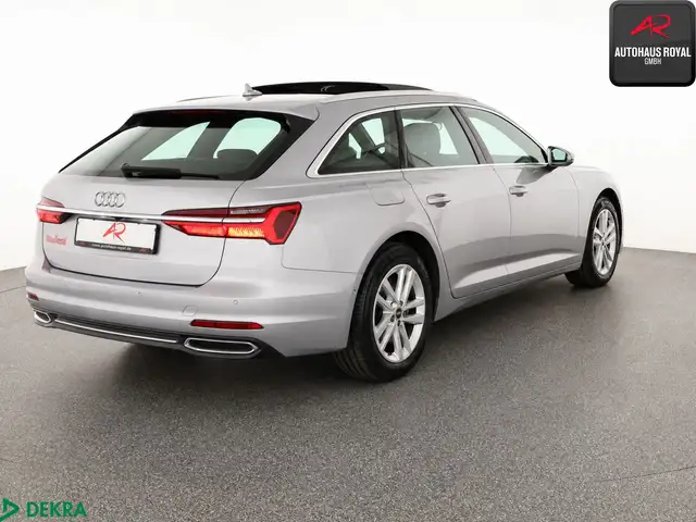 Audi A6 Avant view 5