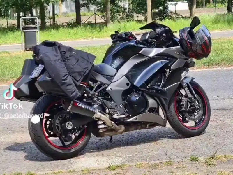 Kawasaki Z1000 SX - foto 4