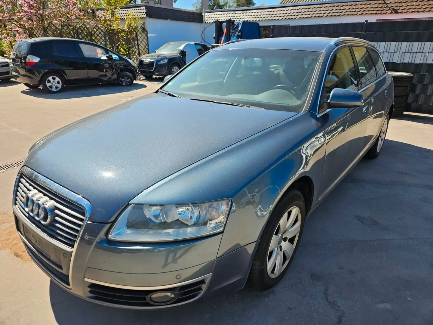 Audi A6 Avant 2.0 TFSI Bleu - 1