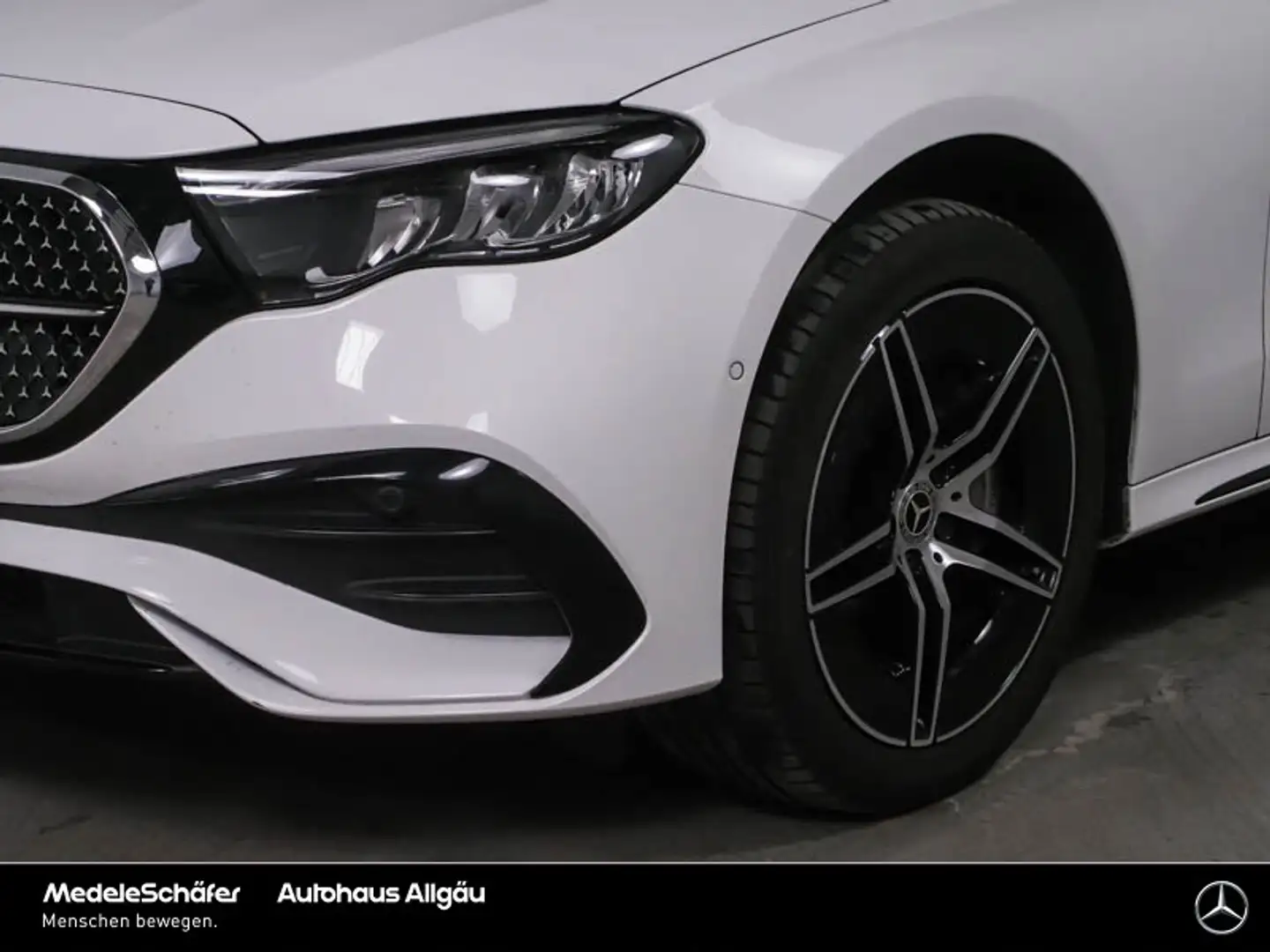 Mercedes-Benz E 300 E 300 T e AMG Night Airmatic 4D AHK Distro NP88 Blanc - 2