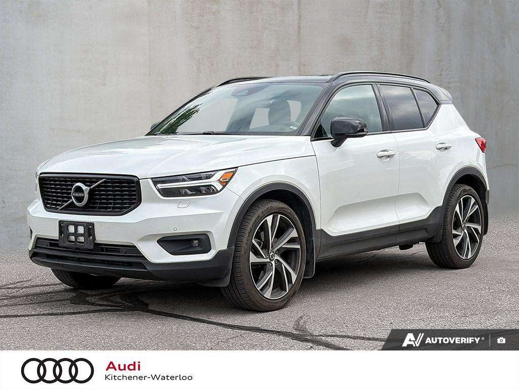 2022 Volvo XC40 T5 AWD R-Design