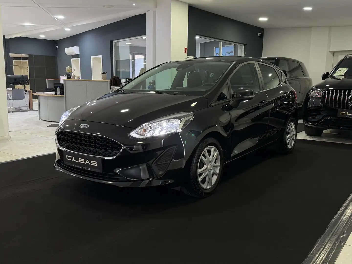 Ford Fiesta 1.0 EcoBoost Cool & Connect*NAVI*PDC*SHZ* Noir - 2
