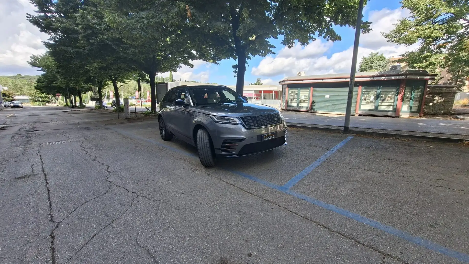 Land Rover Range Rover Velar R. Rover Velar 2017 2.0 i4 R-Dynamic SE 240cv auto Gris - 2