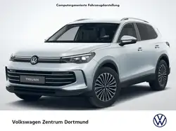 Volkswagen Tiguan 2.0 ELEGANCE AHK CAM ACC LM18 EKLAPPE NAVI