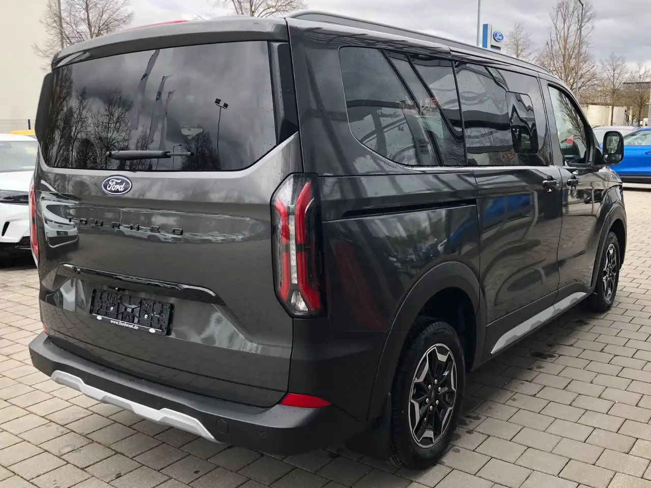 Ford Tourneo Custom 2026 — фото 8