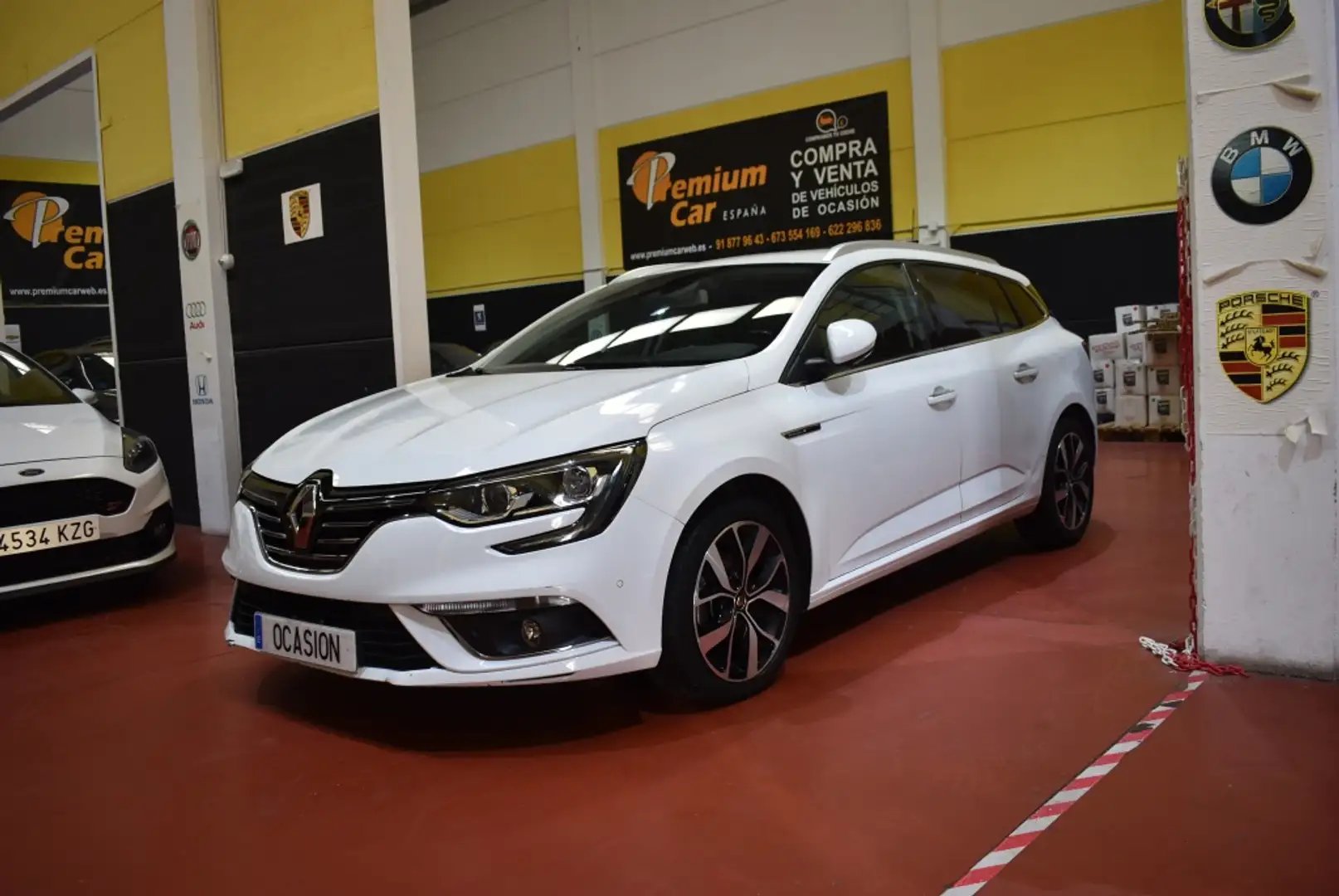 Renault Megane 1.3 TCe GPF Limited 85kW White - 1