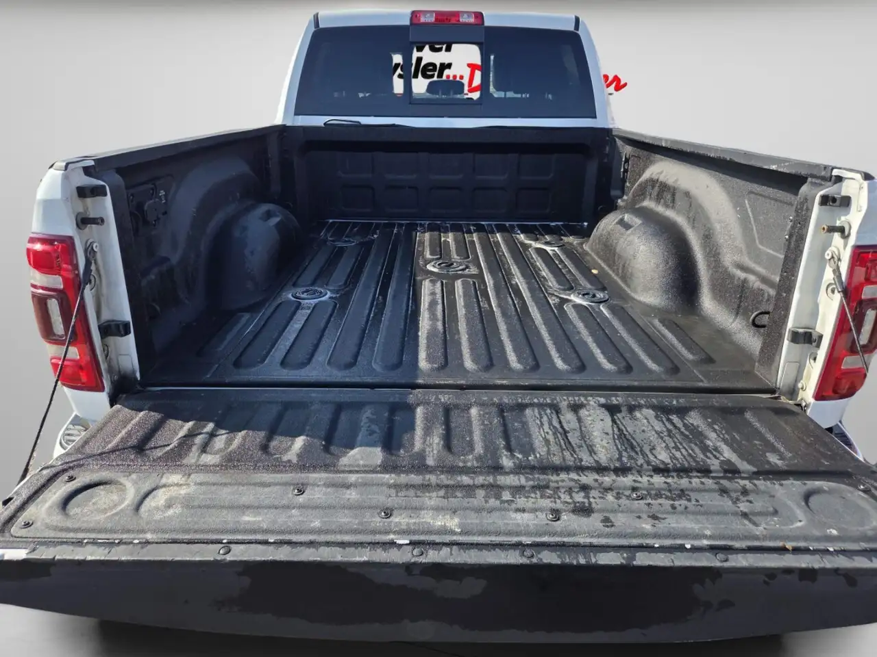 RAM 2500 снимка RAM 2500