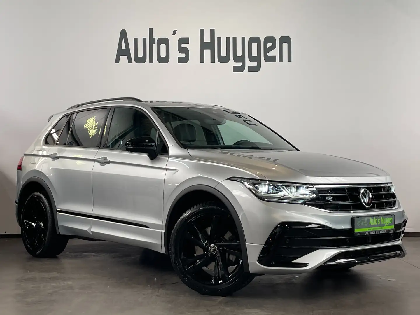 Volkswagen Tiguan 1.4 eHybrid PHEV R-Line srebrna - 1