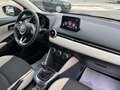 Mazda 2 1.5 Lux. Safety White Navy 66kW Rojo - thumbnail 11