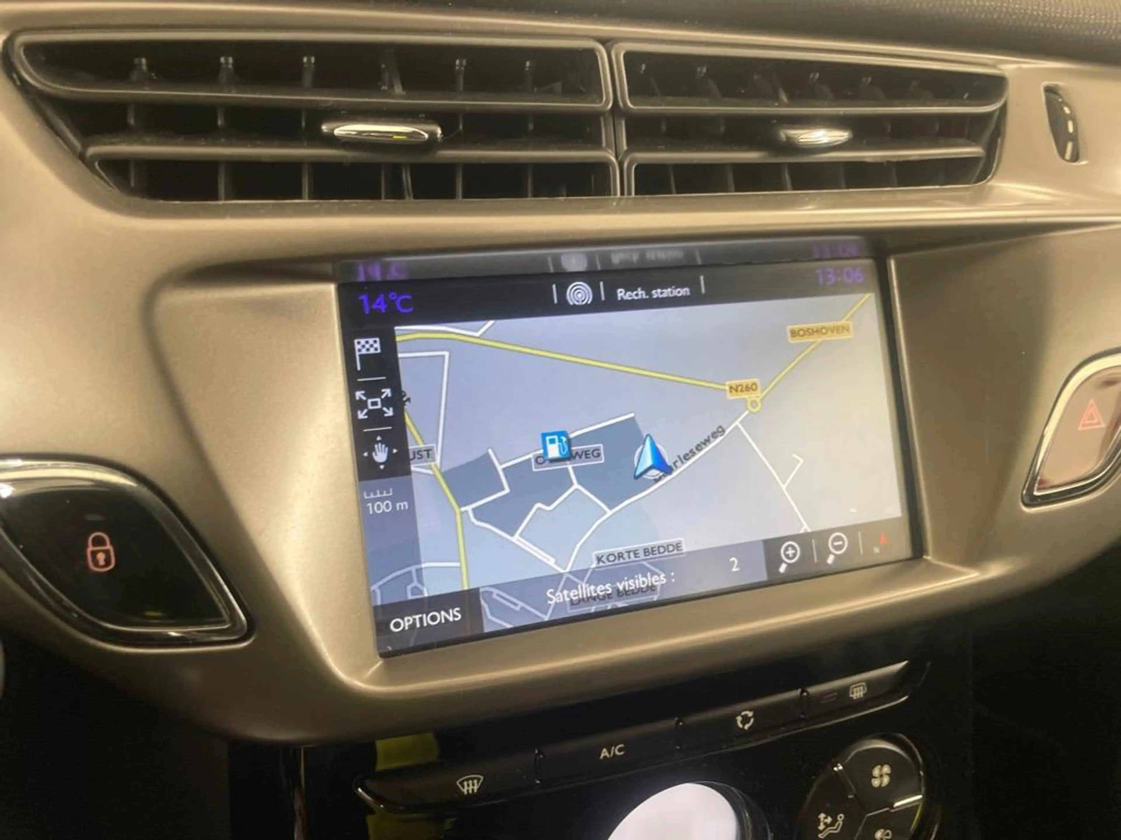 DS Automobiles DS 3 1.2 PureTech So Chic / Auto rijdt prima — photo 7