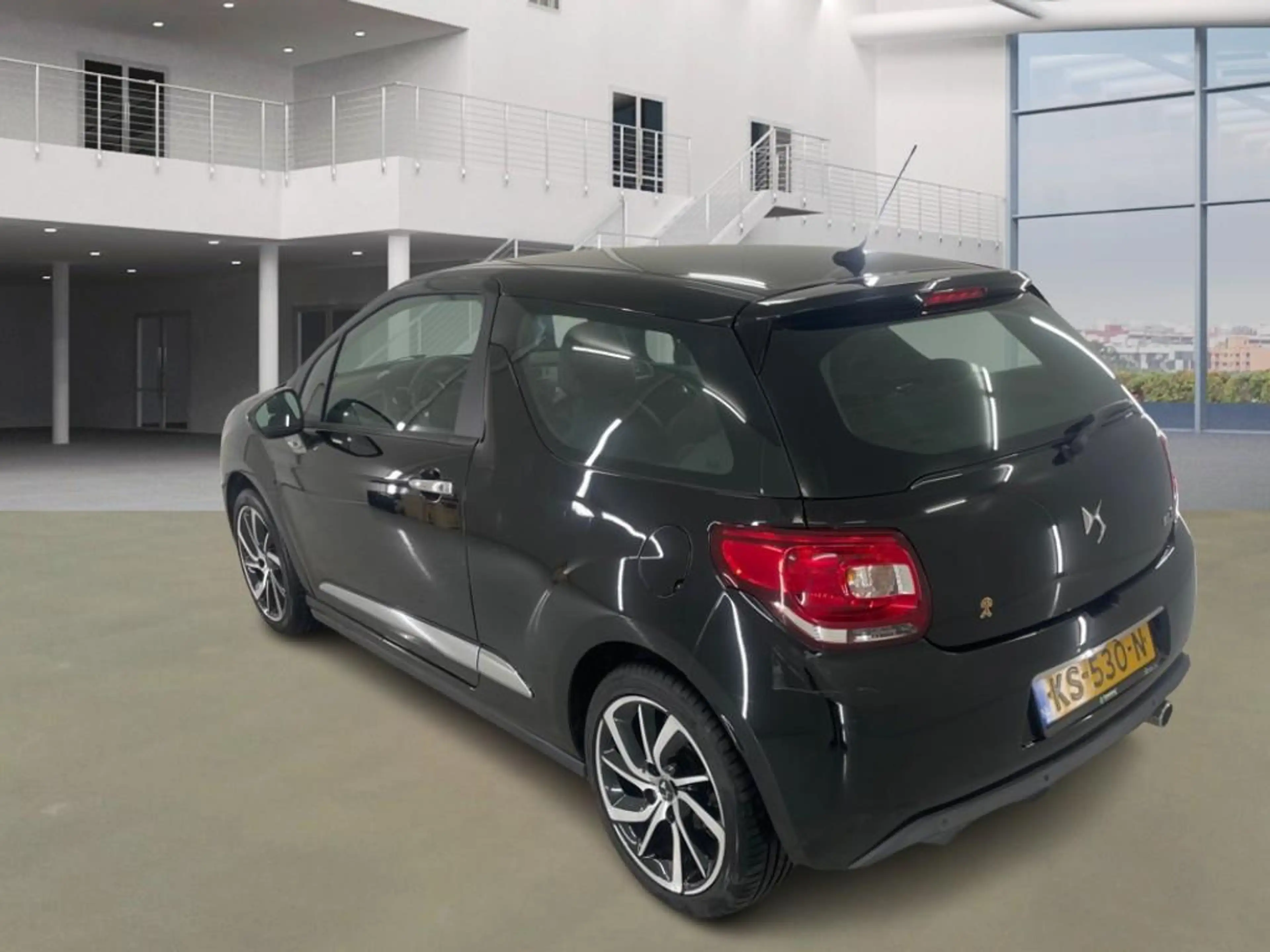 DS Automobiles DS 3 1.2 PureTech So Chic / Auto rijdt prima — photo 4