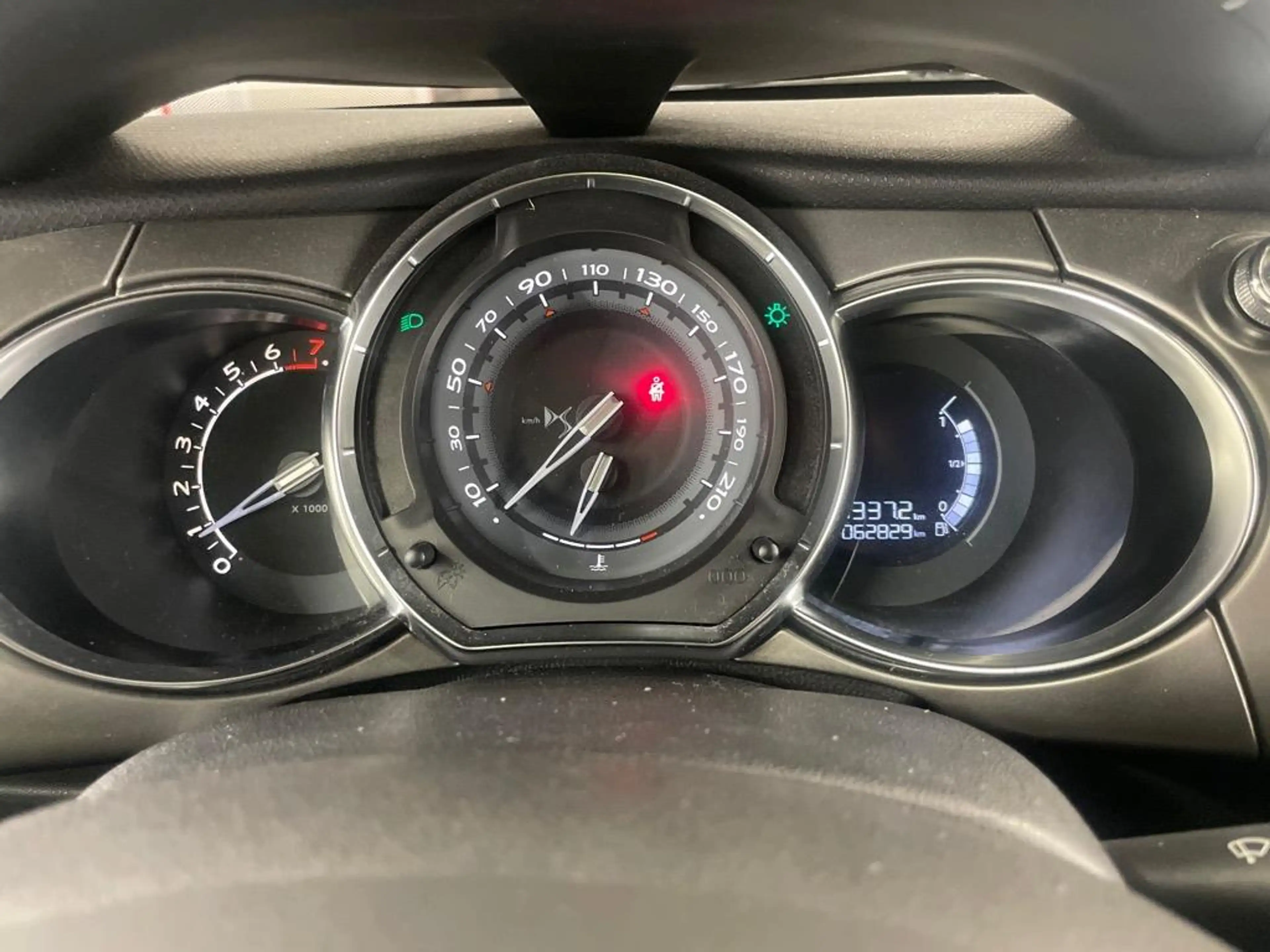 DS Automobiles DS 3 1.2 PureTech So Chic / Auto rijdt prima — photo 5