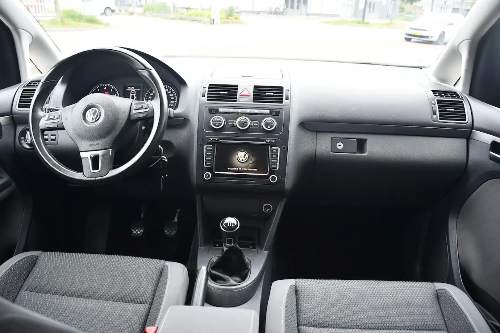 Volkswagen Touran 1.4 TSI Comfortline 7p. Clima|Cruise|NAVI| Grijs - 2