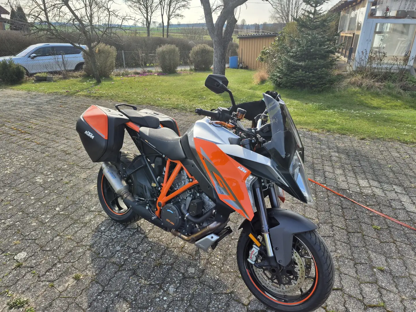 KTM 1290 Super Duke GT inkl. Koffer und Navigation Naranja - 2