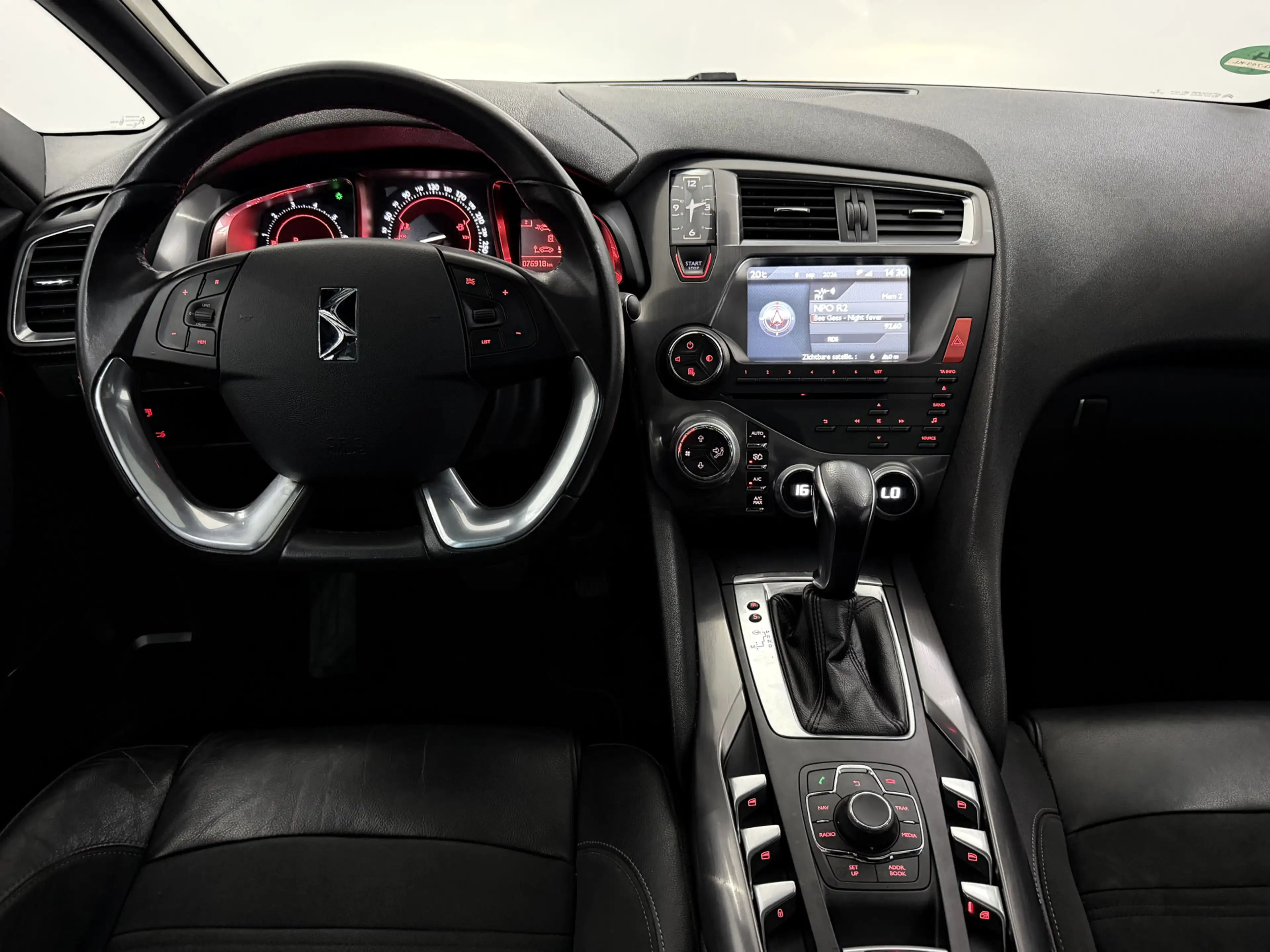 Citroen DS5 1.6 THP So Chic Panoramadak, Camera, Navi, Half le — photo 12