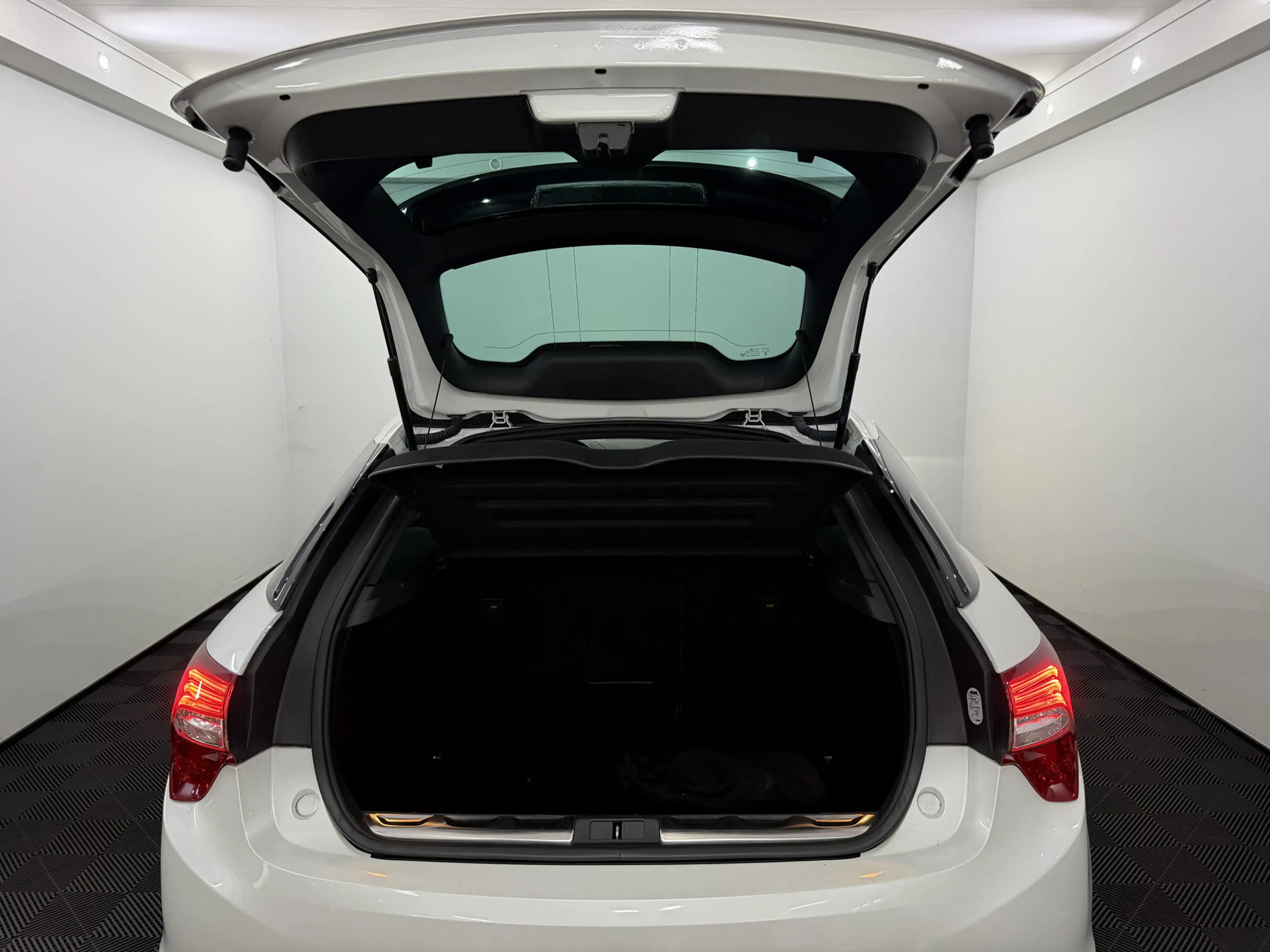 Citroen DS5 1.6 THP So Chic Panoramadak, Camera, Navi, Half le — photo 26