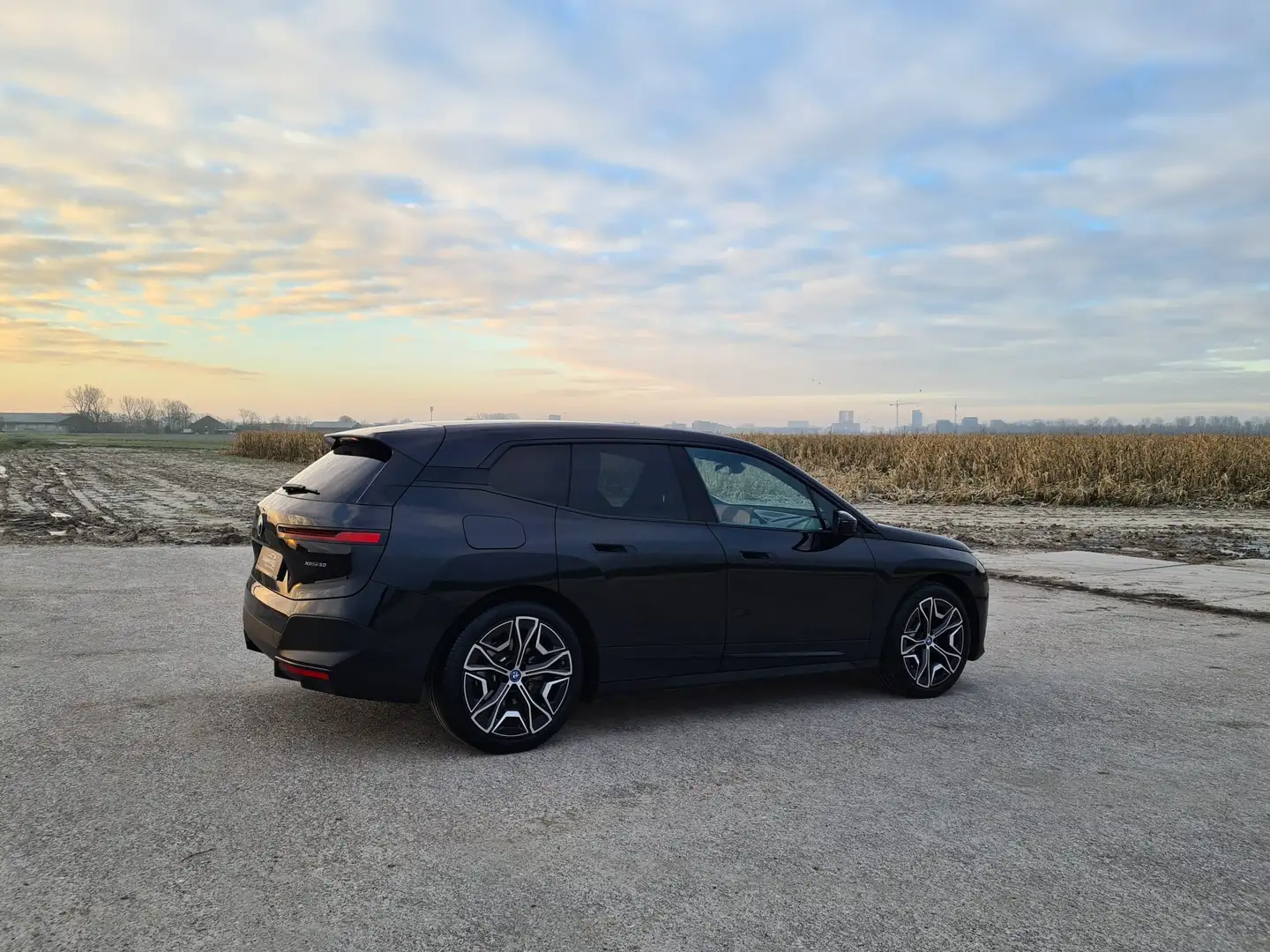 BMW iX iX High Ex. Zwart - 2