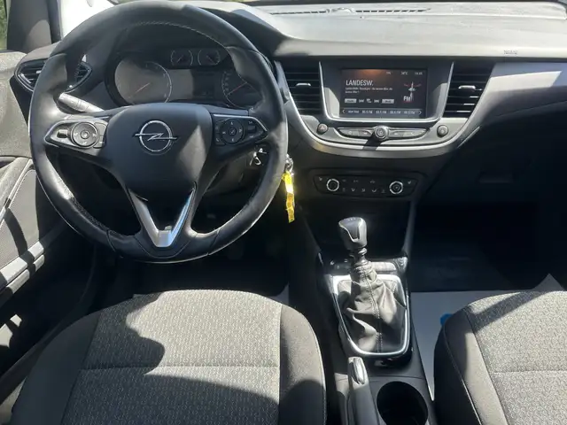 Opel Crossland X view 10