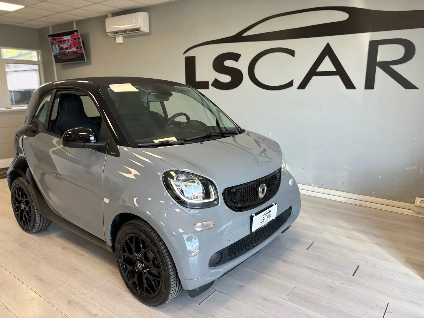 smart forTwo 1.0 Passion 71cv~Unipro~Promo~Finanziamento Grigio - 1