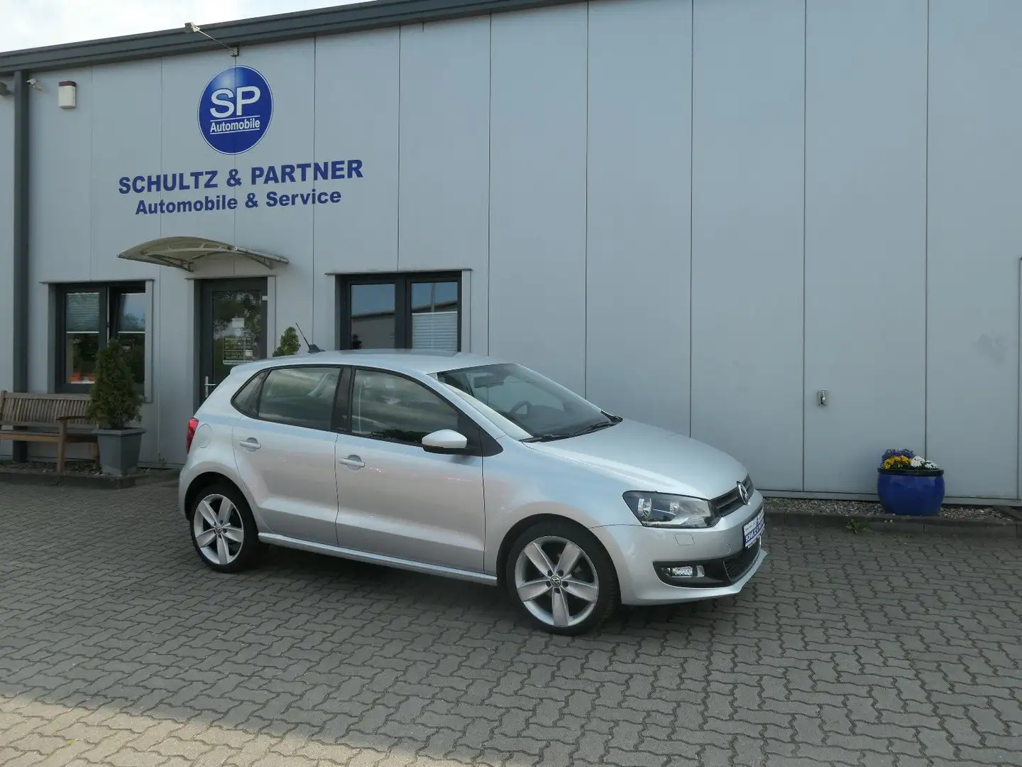 Volkswagen Polo V Highline 1.Hand, VW-Scheckh., Zahnr. Neu! Silber - 1