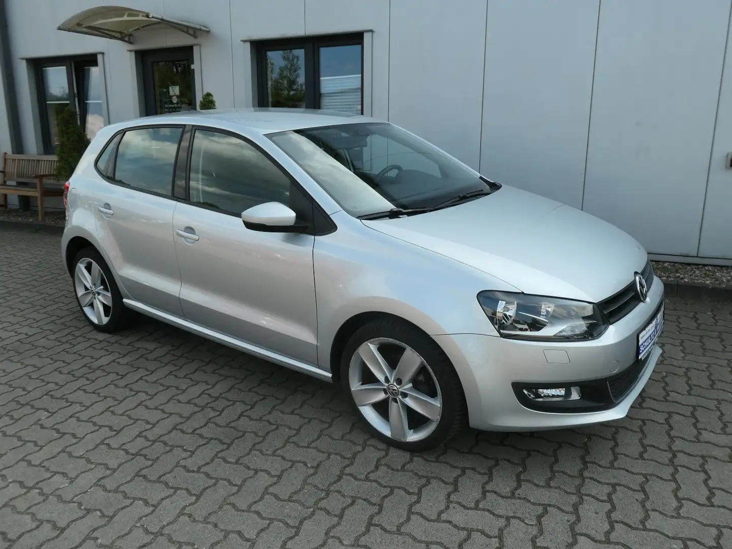Volkswagen Polo V Highline 1.Hand, VW-Scheckh., Zahnr. Neu! Silber - 2
