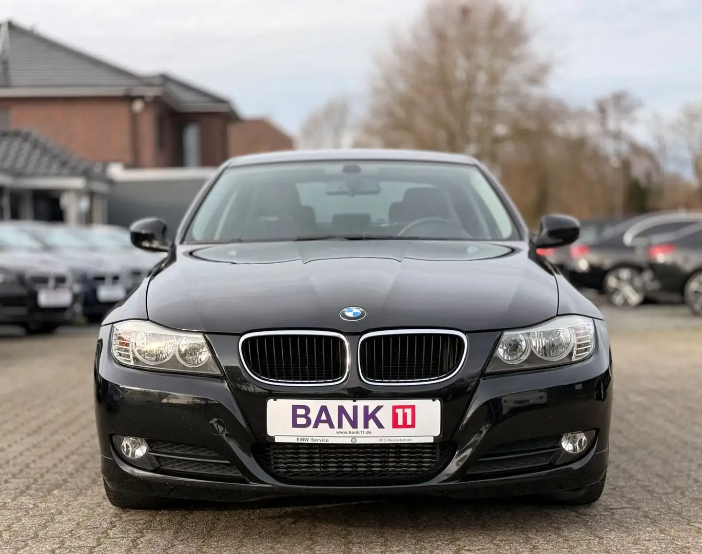 BMW 320 d E90 EMW Selection AHK* PDC Unfallfrei Noir - 2