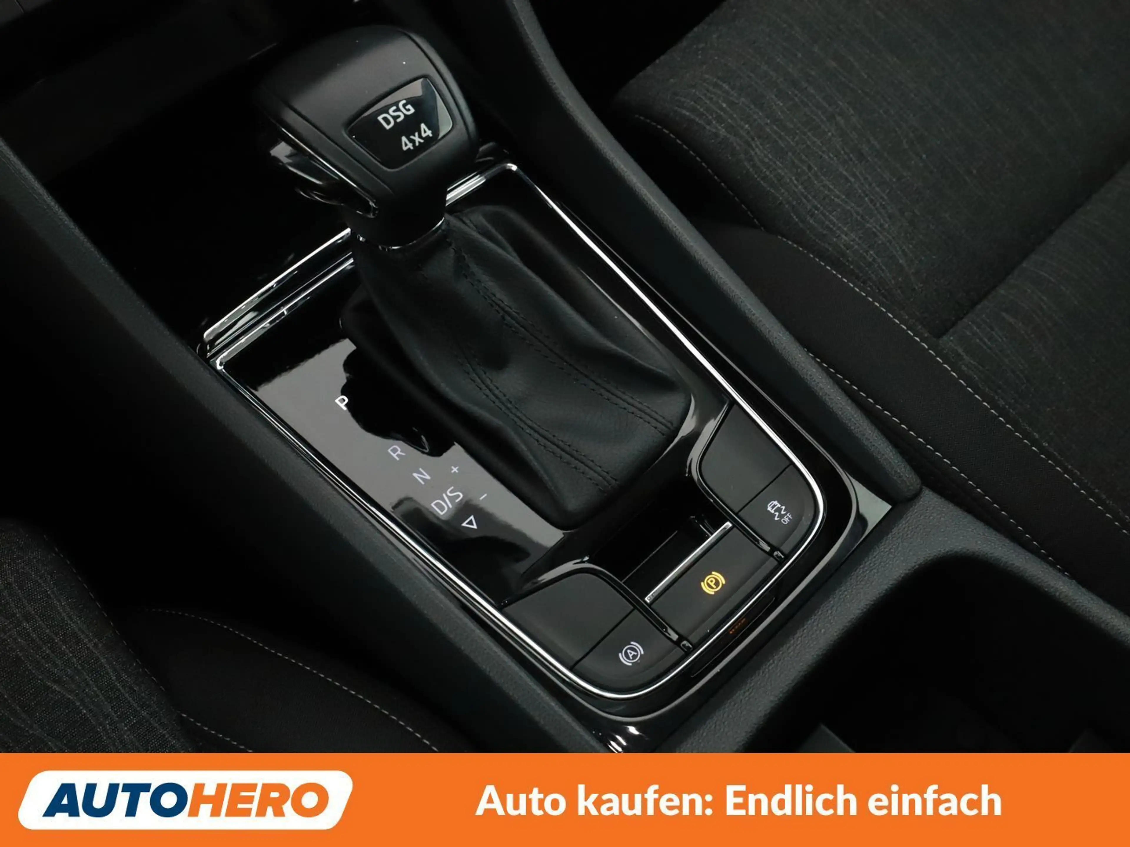 Skoda Karoq 2.0 TDI Style SC 4x4 — photo 27