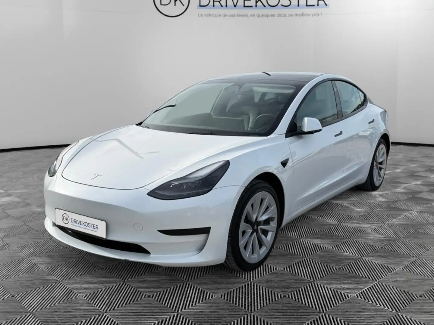 Tesla Model 3 Model 3 RWD Standard *PREMIERE MAIN Blanc - 1