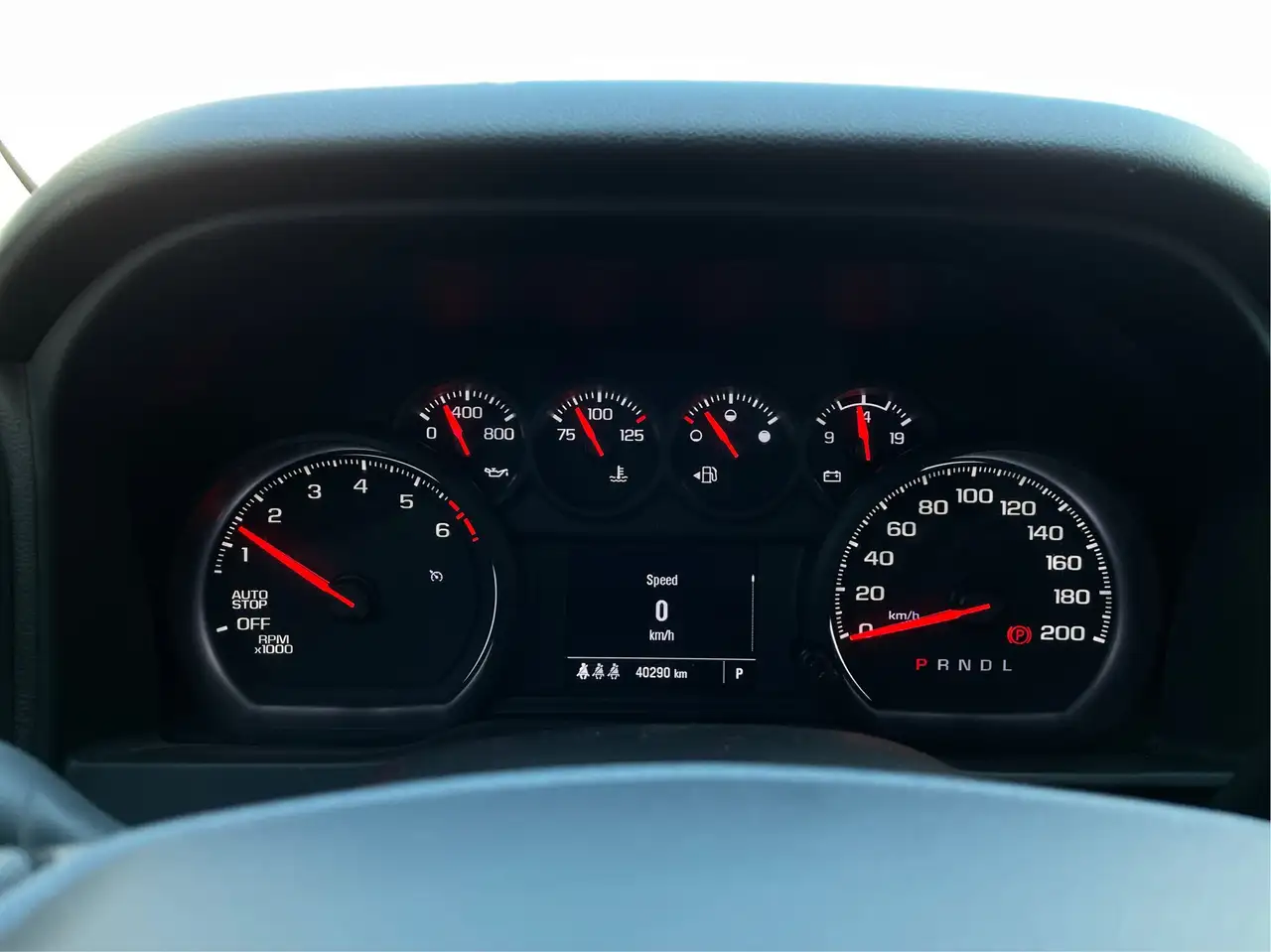 Chevrolet Silverado 1500 снимка Chevrolet Silverado 1500