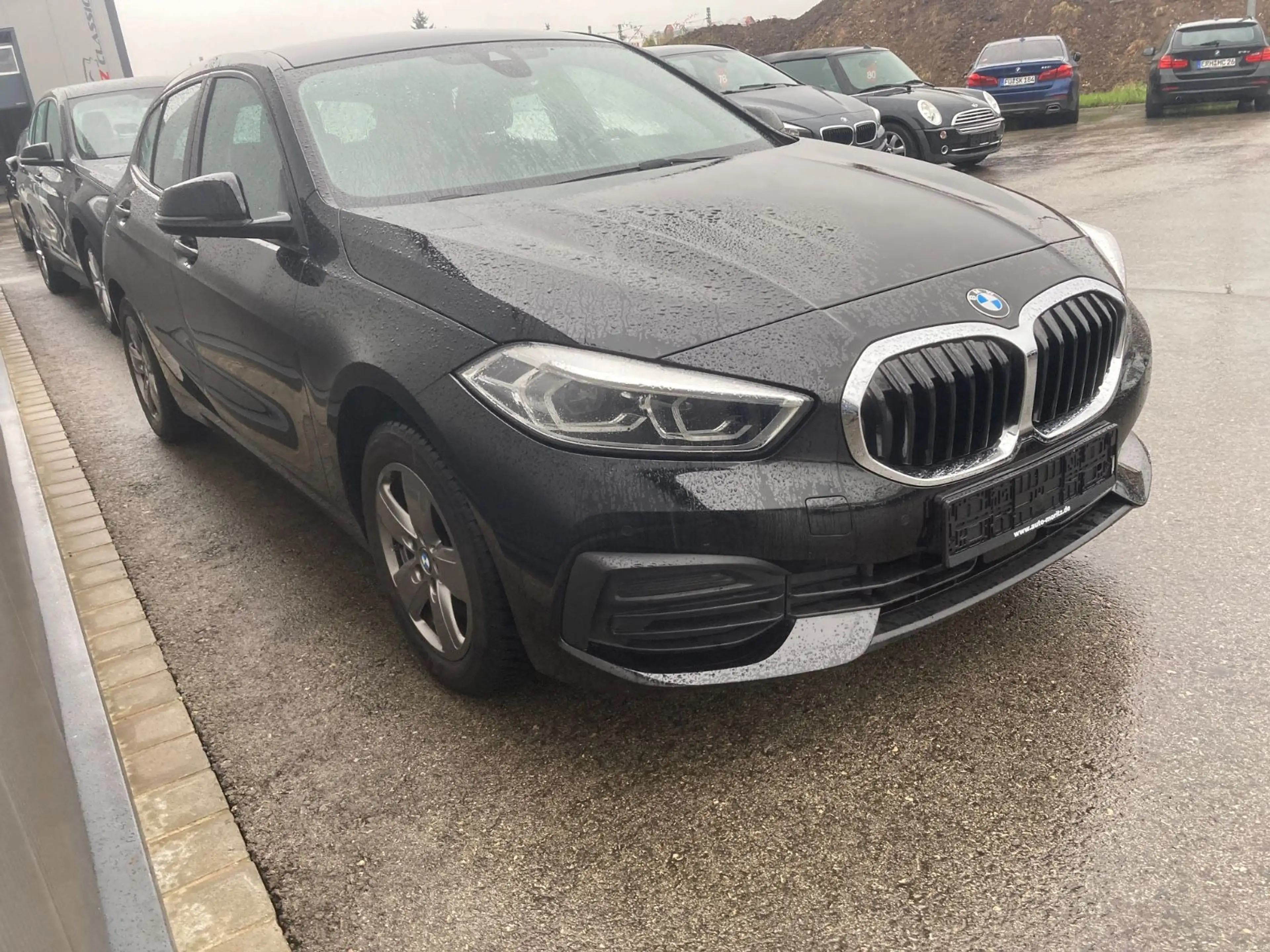 BMW 118 i Advantage *DAB*PDC* LED* — photo 8