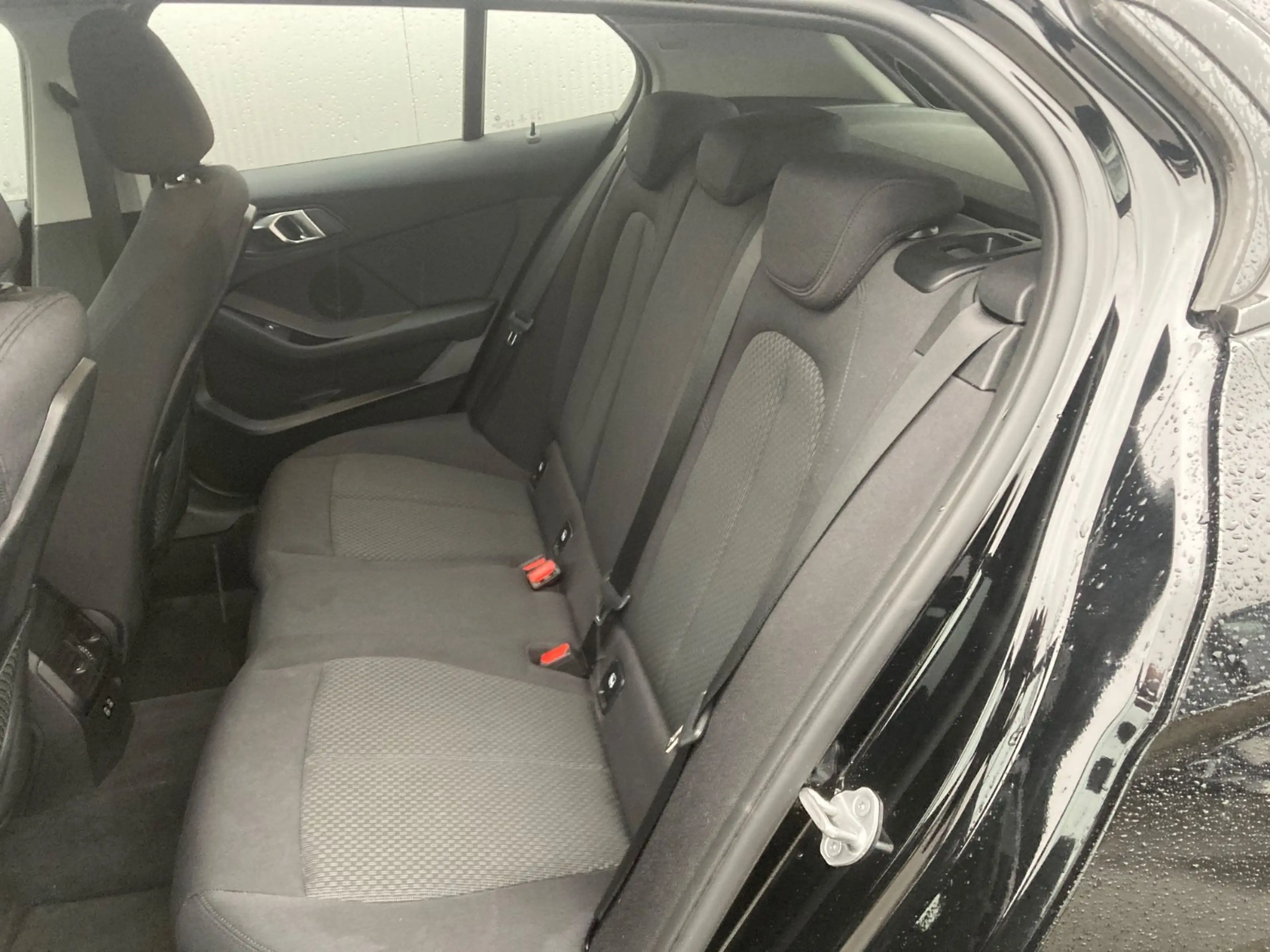 BMW 118 i Advantage *DAB*PDC* LED* — photo 10
