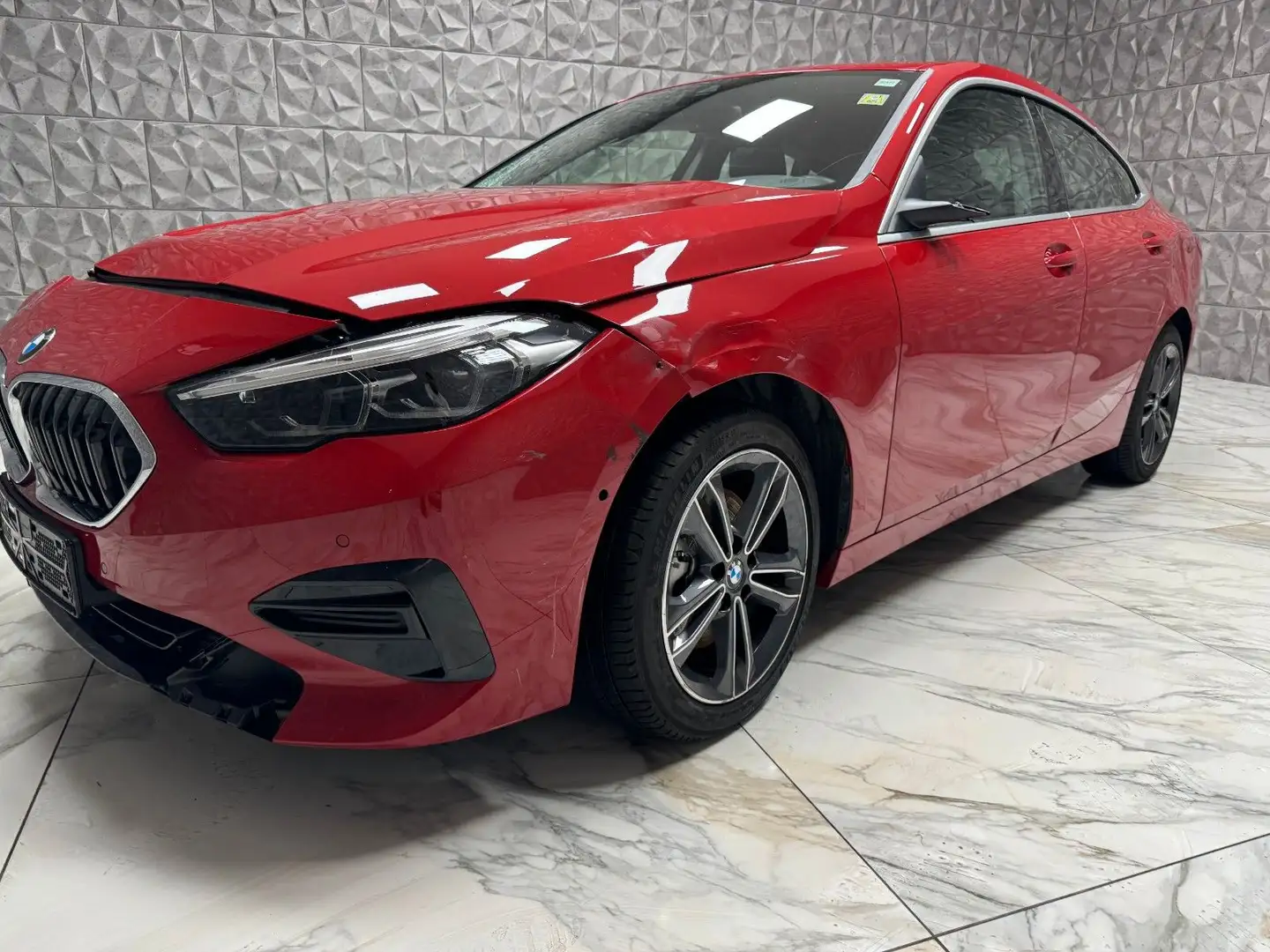 BMW Gran Coupe 218 i Sport Line Rot - 1