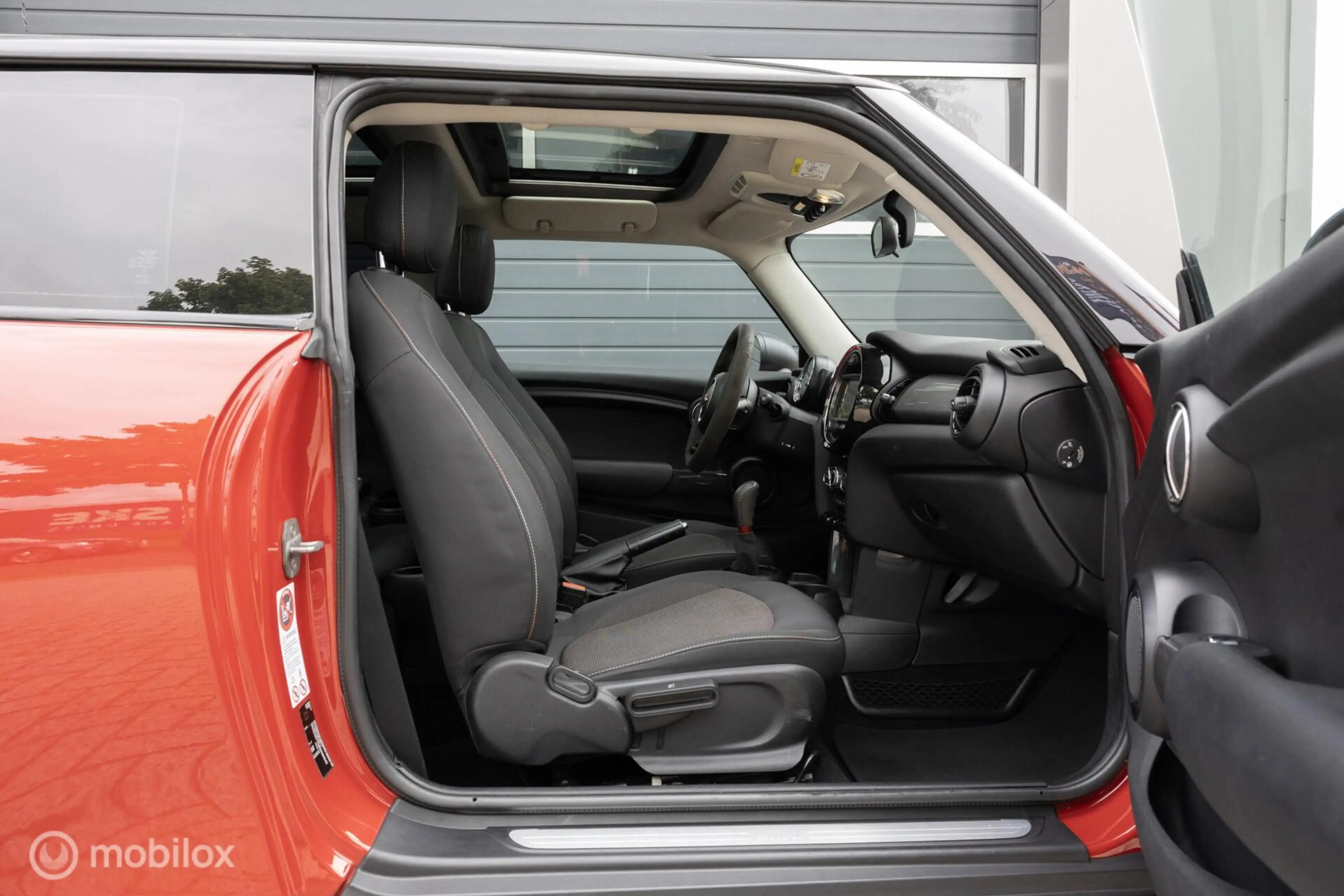 MINI One 3-Deurs 1.2 Business PANO NAVI 17''LMV — photo 15