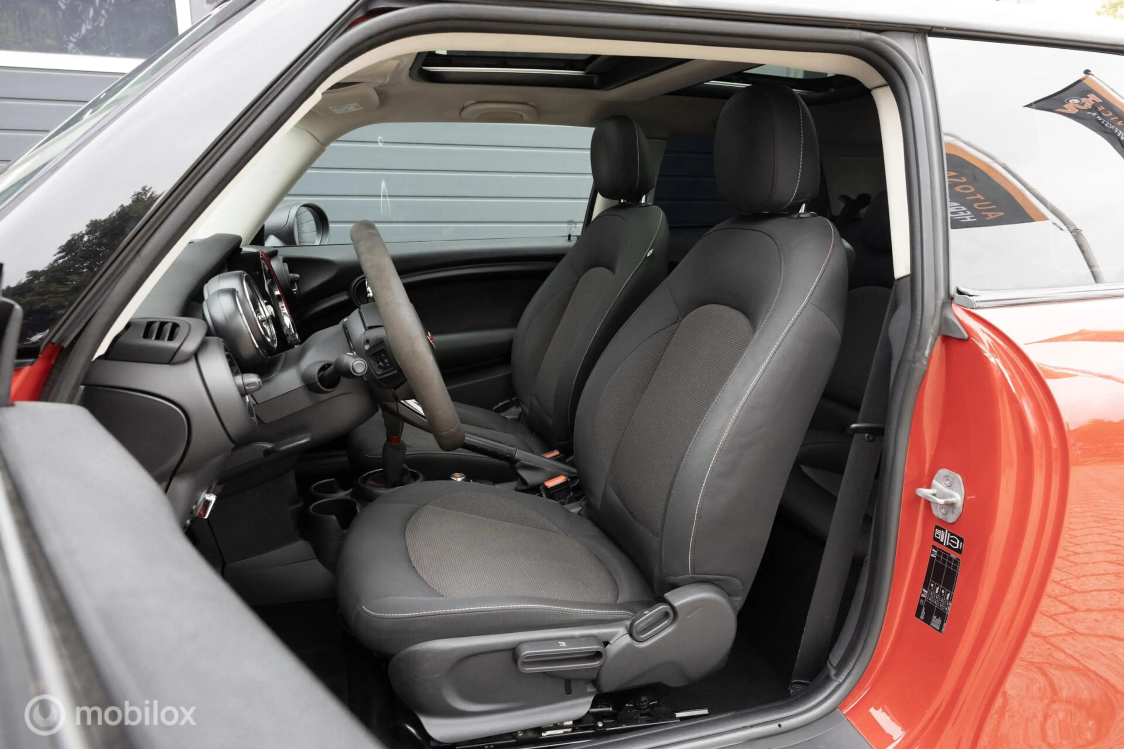MINI One 3-Deurs 1.2 Business PANO NAVI 17''LMV — photo 12