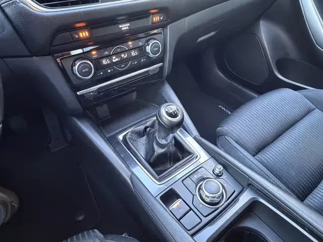 Mazda Mazda6 view 9